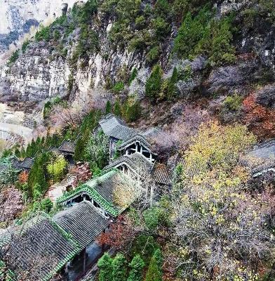 山間庭院 吳鵬程攝影作品