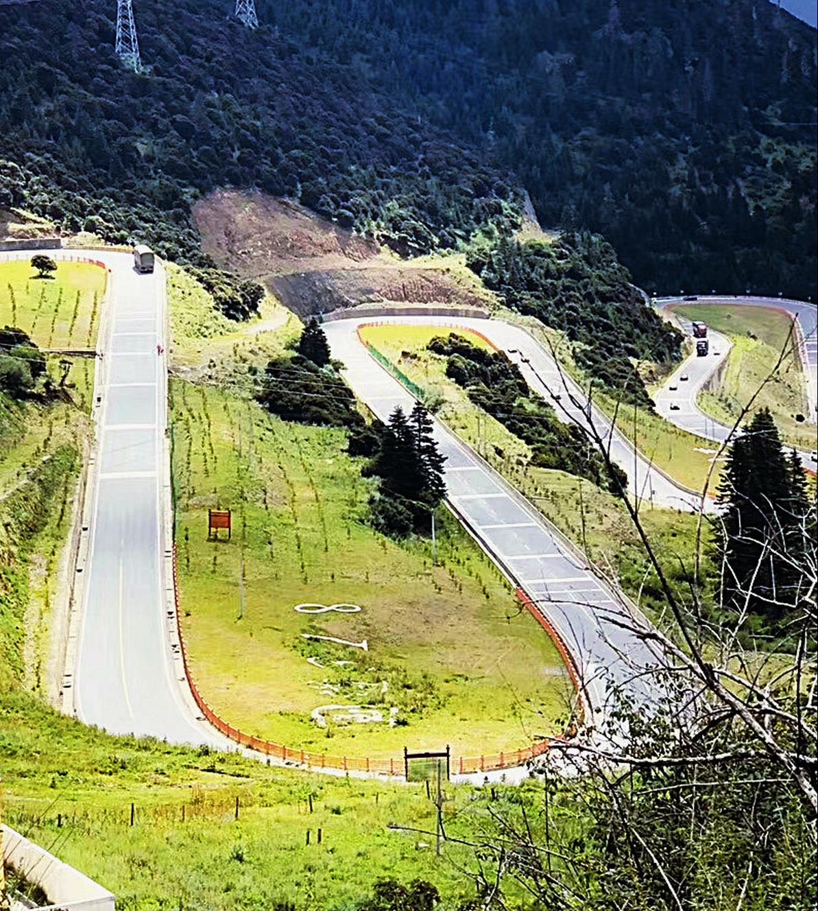 山路---何建民