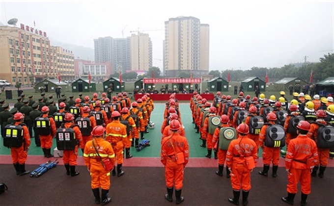 陳德躍參加2018年長江經(jīng)濟(jì)帶川渝應(yīng)急救援聯(lián)動(dòng)演練